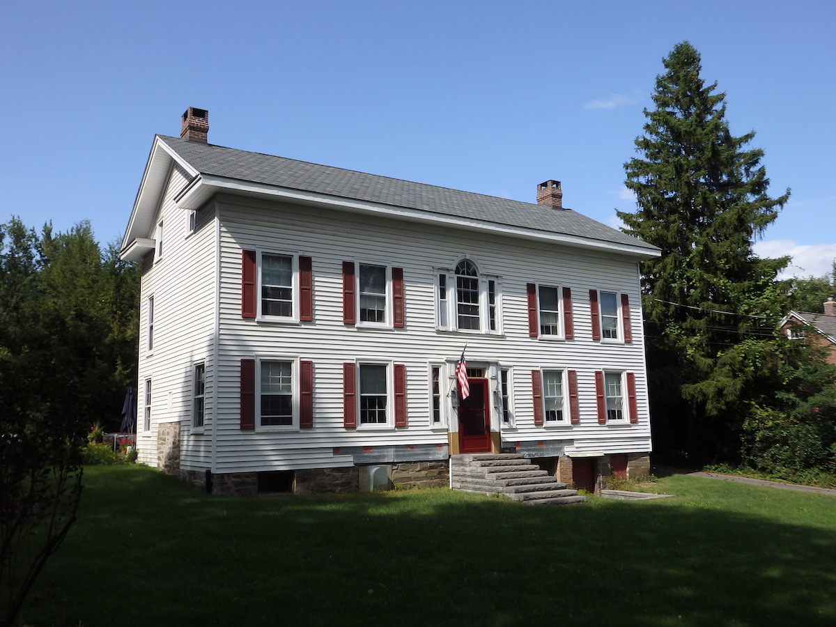 Knower
                House